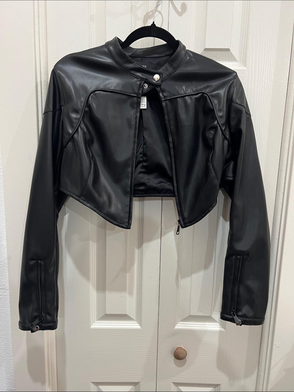 Forever 21 Black Cropped Faux Leather Moto Jacket